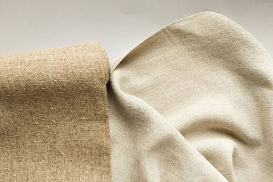 два шматки тканини